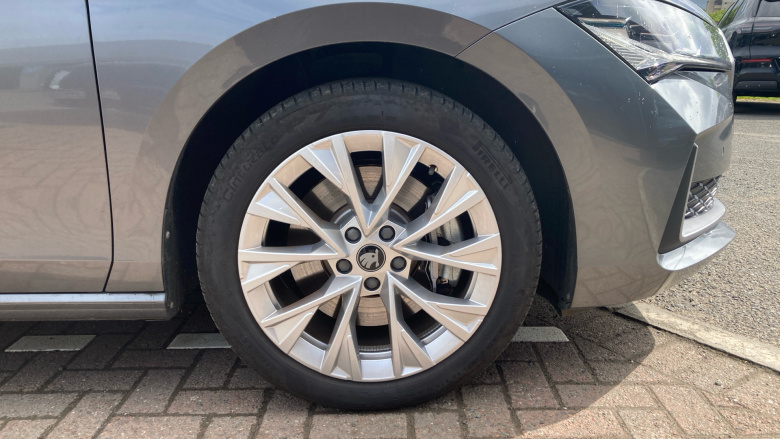 Skoda Superb 1.5 TSI iV SE L DSG 5dr Estate